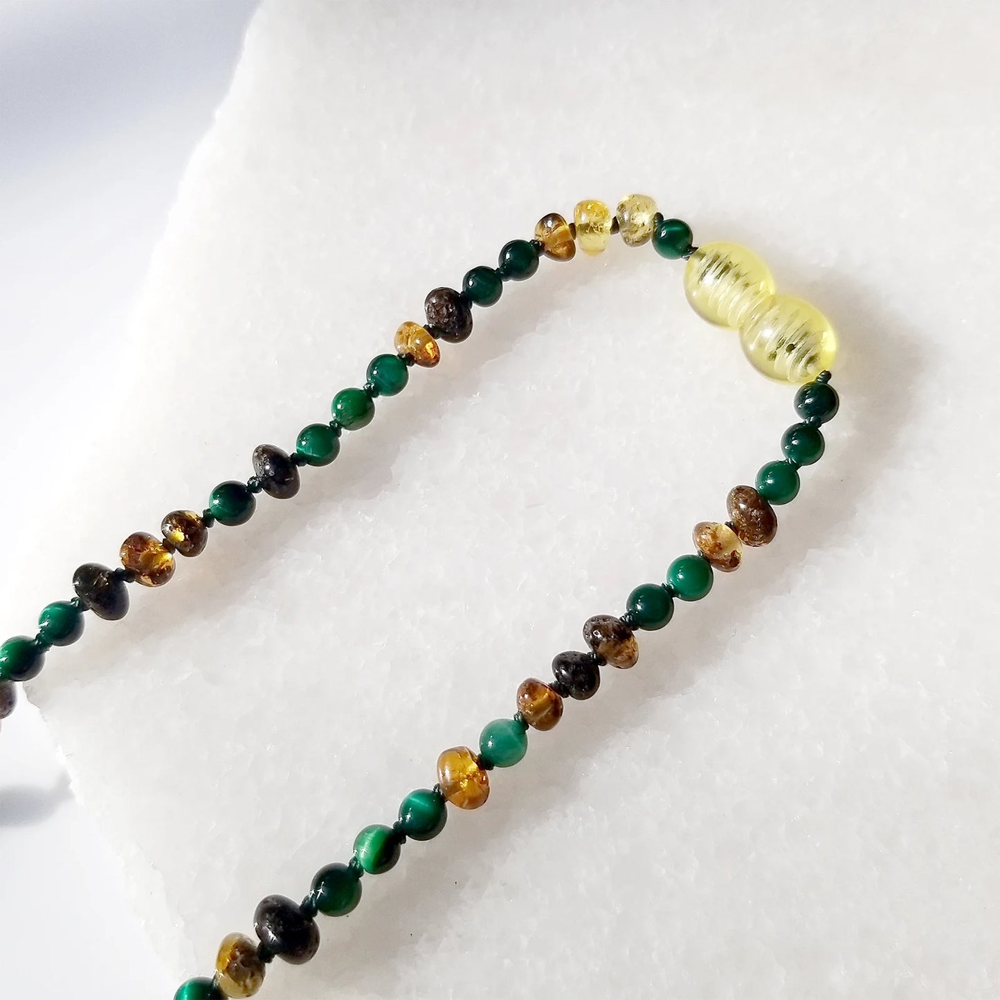 KALUNG AMBER DENGAN GREEN TIGER EYE UNTUK JUNIOR. JN103 V2