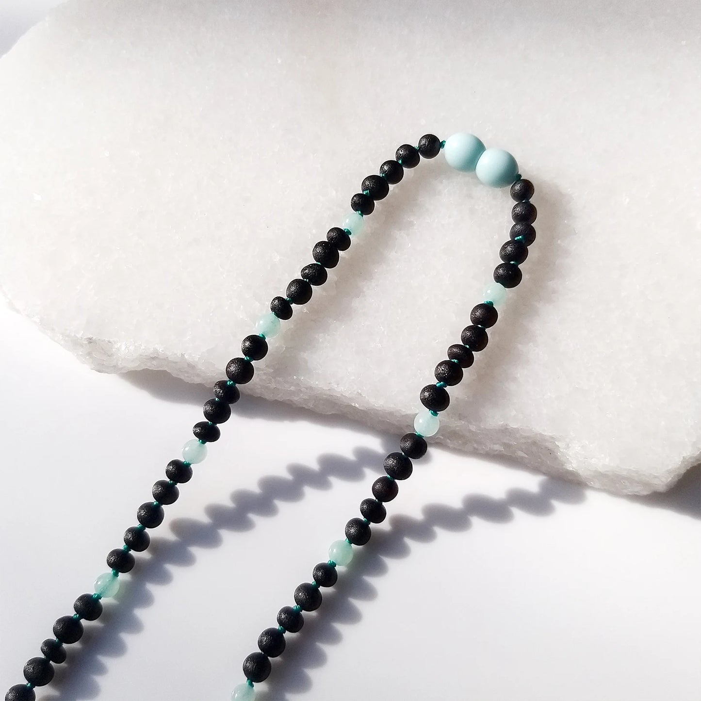 KALUNG AMBER DENGAN SKY BLUE JADE UNTUK JUNIOR. JN85-S