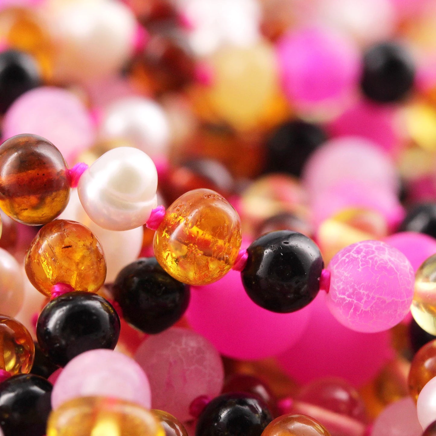 KALUNG AMBER DENGAN PINK FROST AGATE & PEARL UNTUK JUNIOR. JN98-P