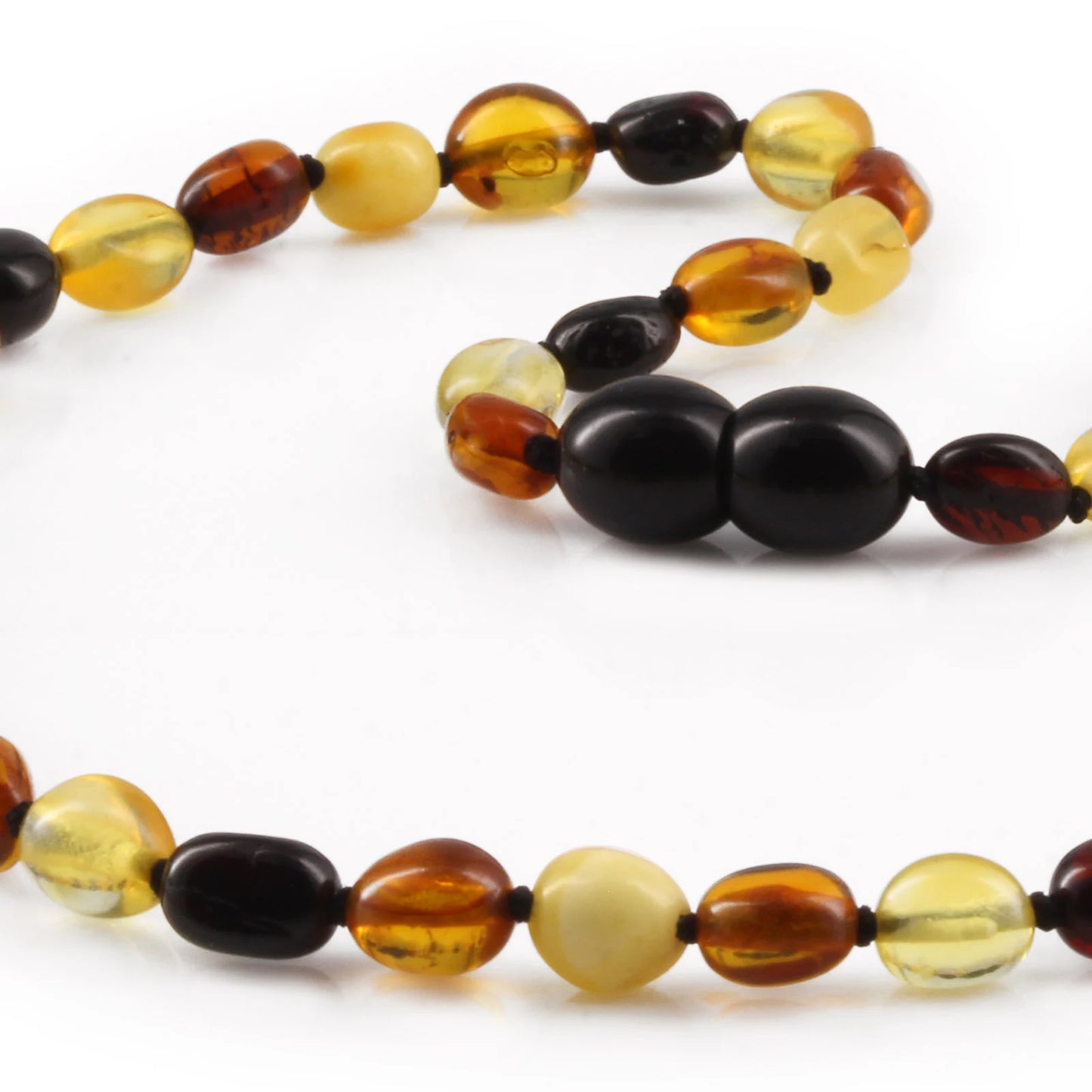 KALUNG AMBER UNTUK BAYI TUMBUH GIGI XO54M2