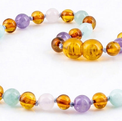 KALUNG BAYI AMBER DENGAN ROSE QUARTZ, GREEN AVENTURINE, AMETHYST, SKY BLUE JADE. LE588