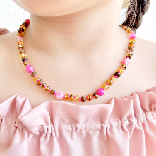 KALUNG BALTIC AMBER DENGAN PINK LACE AGATE UNTUK JUNIOR. JN105