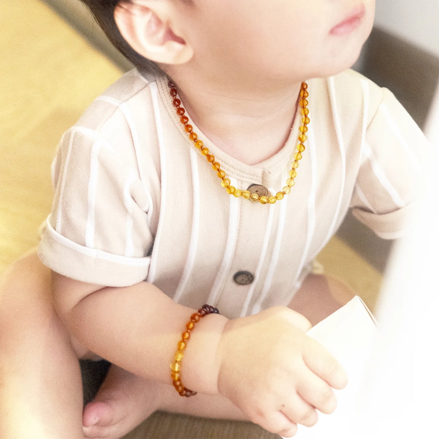 SET AMBER UNTUK BAYI TUMBUH GIGI XB44R2