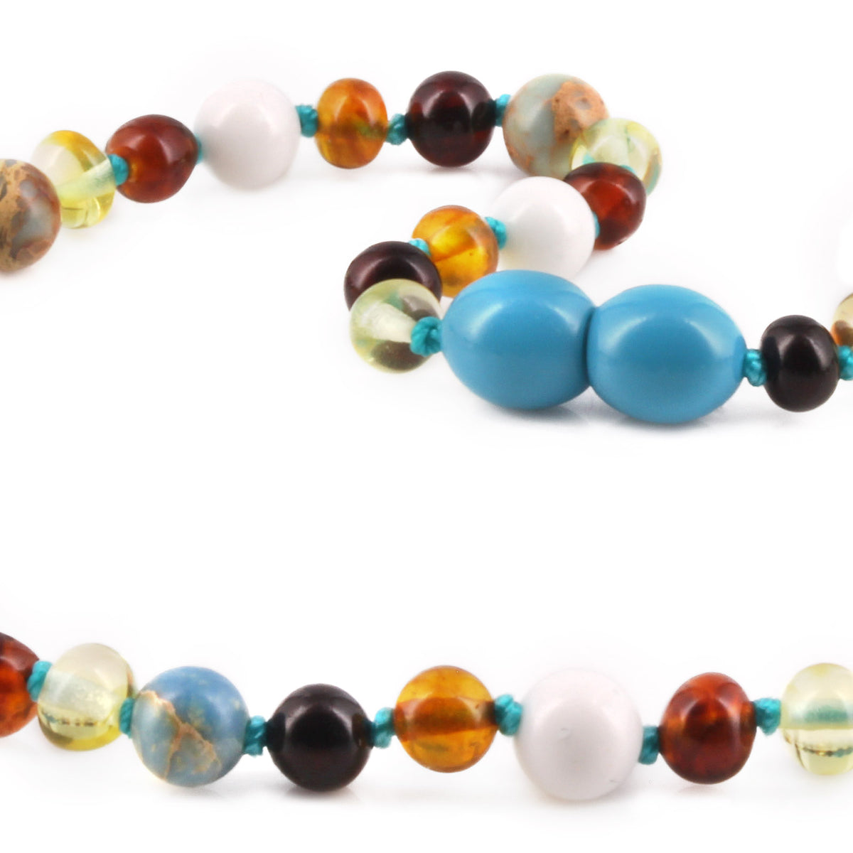 KALUNG BAYI AMBER DENGAN SKY BLUE IMPERIAL JASPER DAN TRIDACNA SHELL. LE466-T