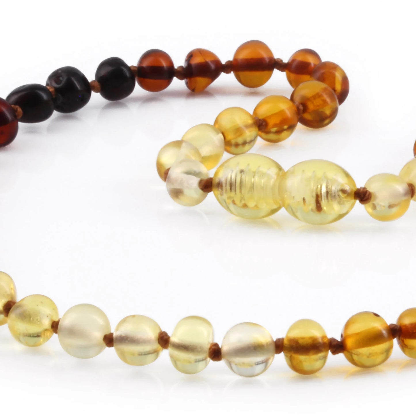 KALUNG AMBER BAYI RAINBOW GLOSSY 32CM. 5X4MM